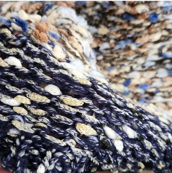 Easel Sweater - Picture 3 of 8